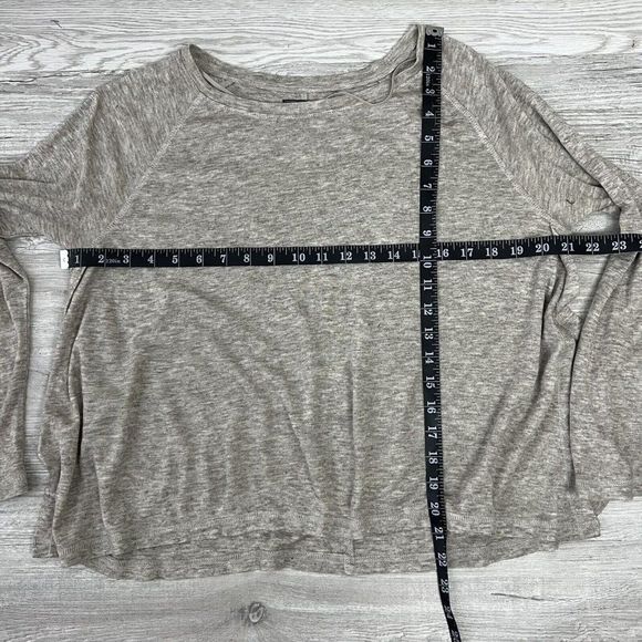 Roots Canada Women’s Small Gray Open Sides Sweater Wool Blend Unique Sweatshirt - Picture 7 of 7